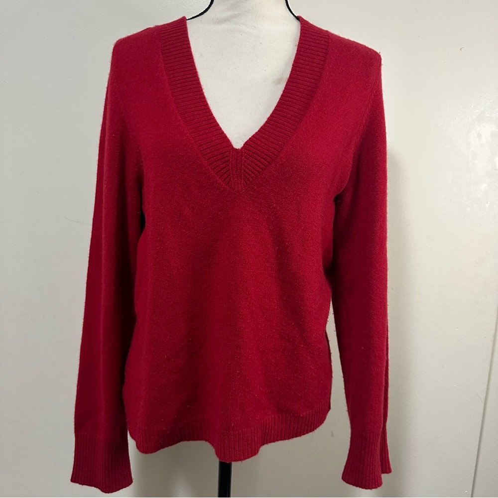 Doncaster collection red cashmere sweater Sz L